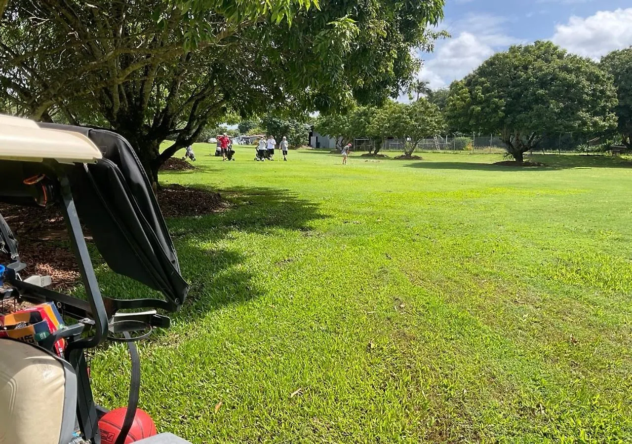 Sunshine Coast Retreat Your Own Private Golf Course Diddillibah Australia