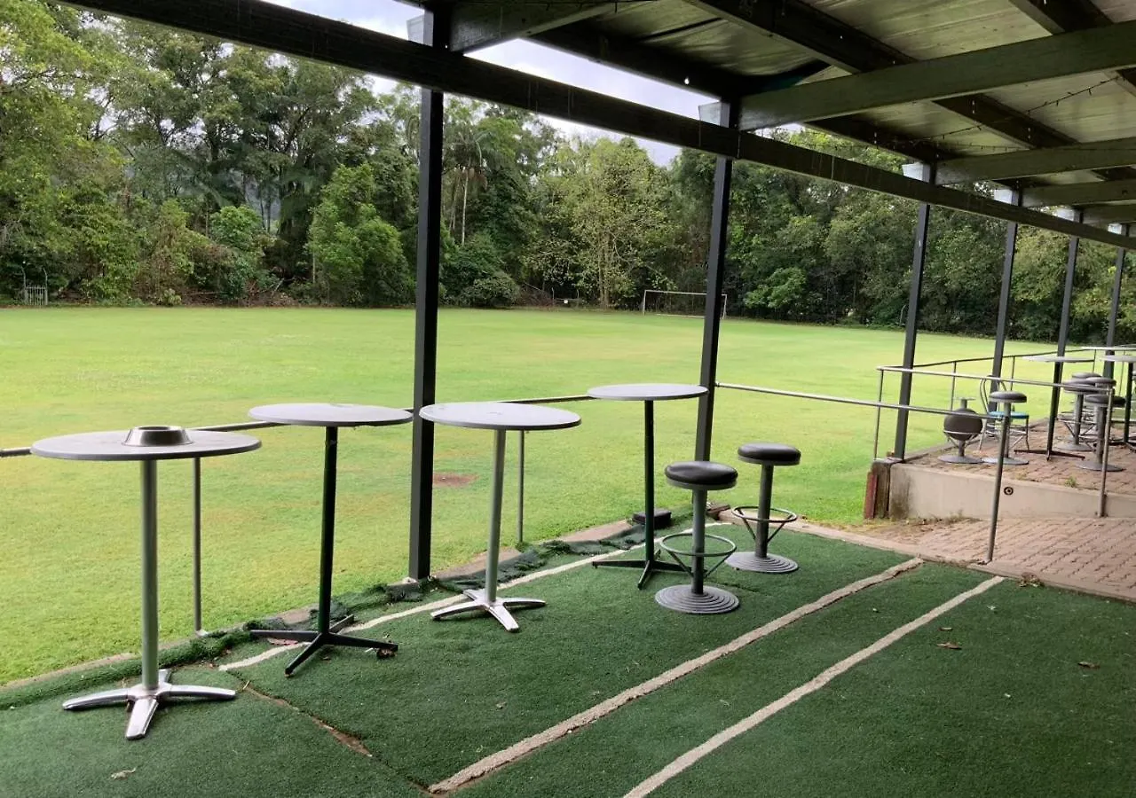 Sunshine Coast Retreat Your Own Private Golf Course Diddillibah