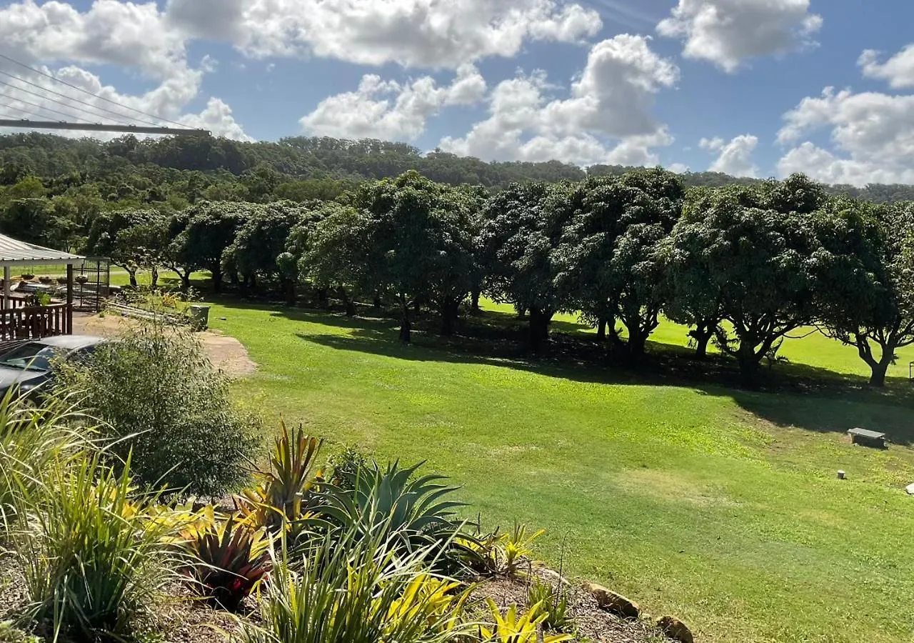 Sunshine Coast Retreat Your Own Private Golf Course Diddillibah Apartamento